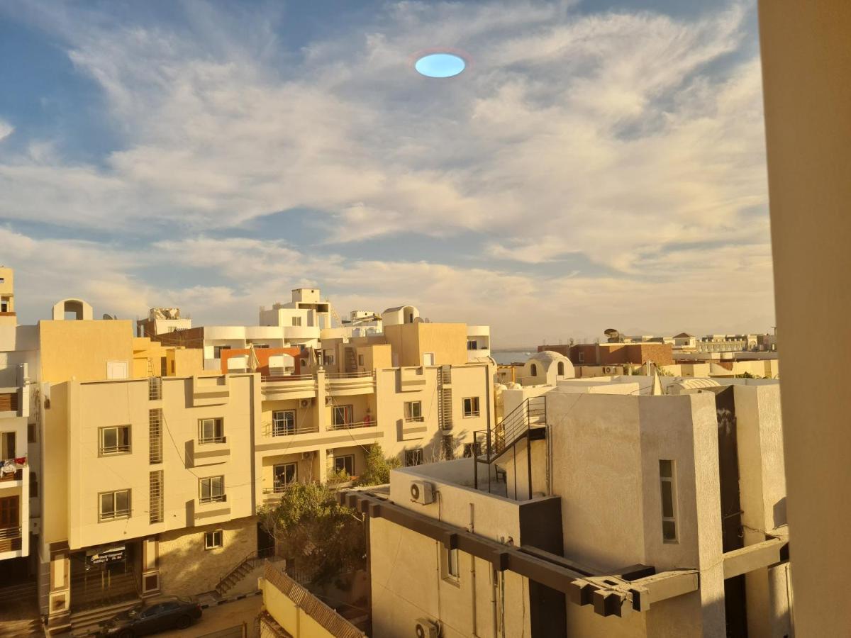 Front Of Dream Apartment Hurghada